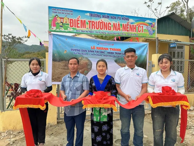 Hình ảnh minh họa các đánh giá của người dùng và phản hồi cộng đồng, nhấn mạnh tầm quan trọng của danh tiếng đối với nền tảng cá cược hubet.